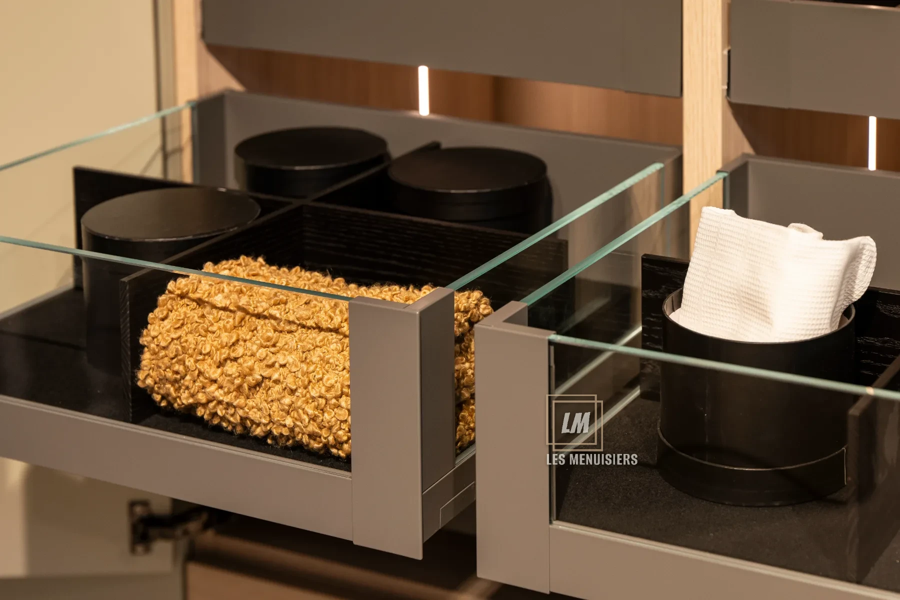 Tiroir Legrabox Free avec façade en verre